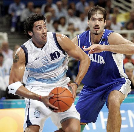 意大利男篮全面压制对手，俄罗斯队遭淘汰