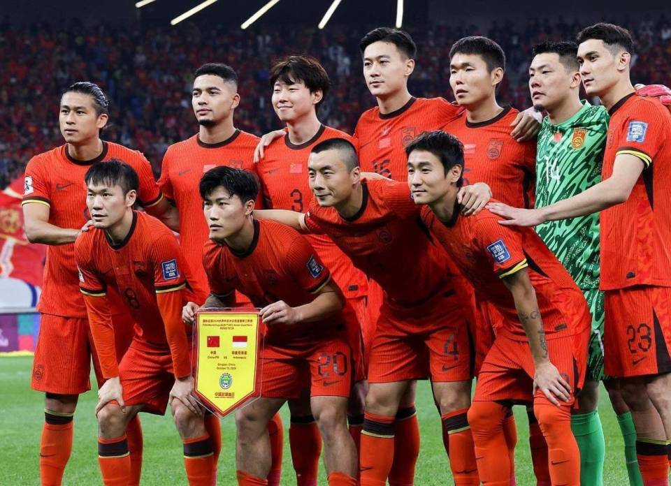 包含意大利男篮临危受命，一举逆转力挫强敌的词条