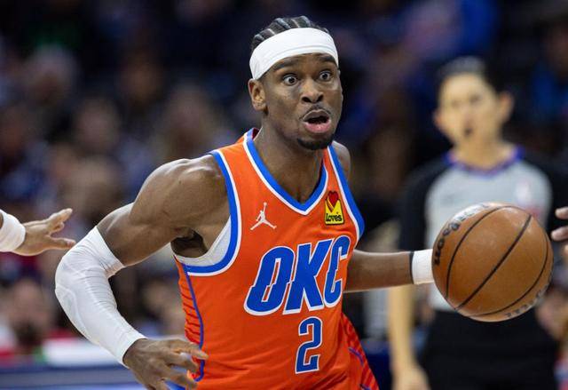 体育明星在最新比赛中表现抢眼，令人惊叹