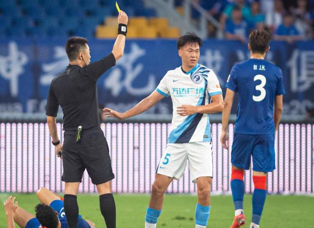 包含长春亚泰前锋伤愈归队，有望捧起金靴的词条