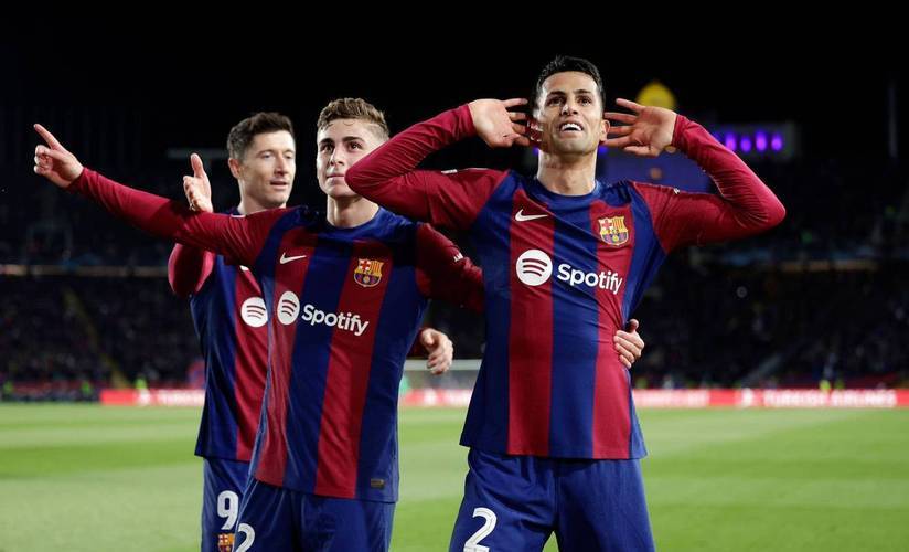 世界级球星争夺荣耀,场上对决精彩抢眼的简单介绍 世界级球星争夺荣耀,场上对决精彩抢眼的简单介绍