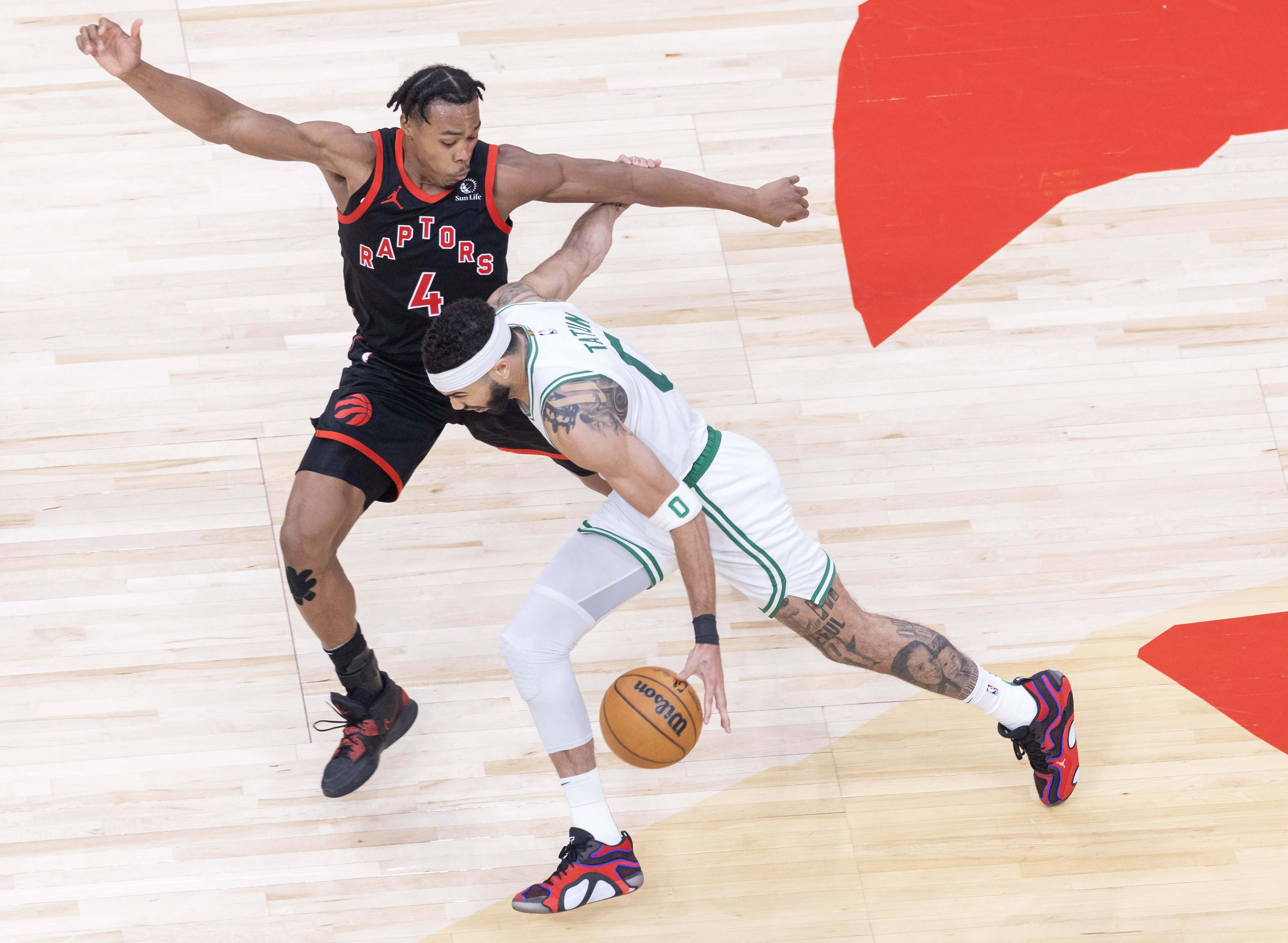 包含欧洲篮球新秀迎来爆发，国际比赛场上实力无可挑剔的词条