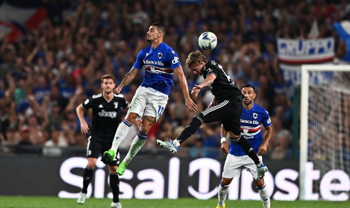 尤文中场拉比奥打入精彩进球,为球队带来胜利 尤文中场拉比奥打入精彩进球,为球队带来胜利