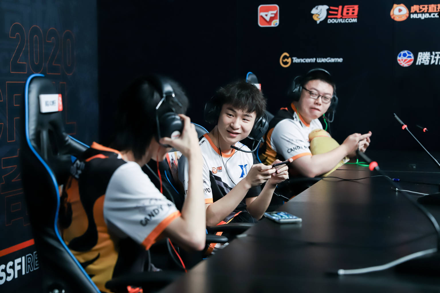 球队陷入困境宣告重组,球迷拭目以待的简单介绍 球队陷入困境宣告重组,球迷拭目以待的简单介绍