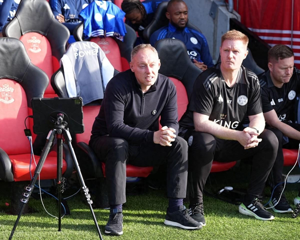 包含莱斯特城主场失利,战绩遭受挑战的词条 包含莱斯特城主场失利,战绩遭受挑战的词条