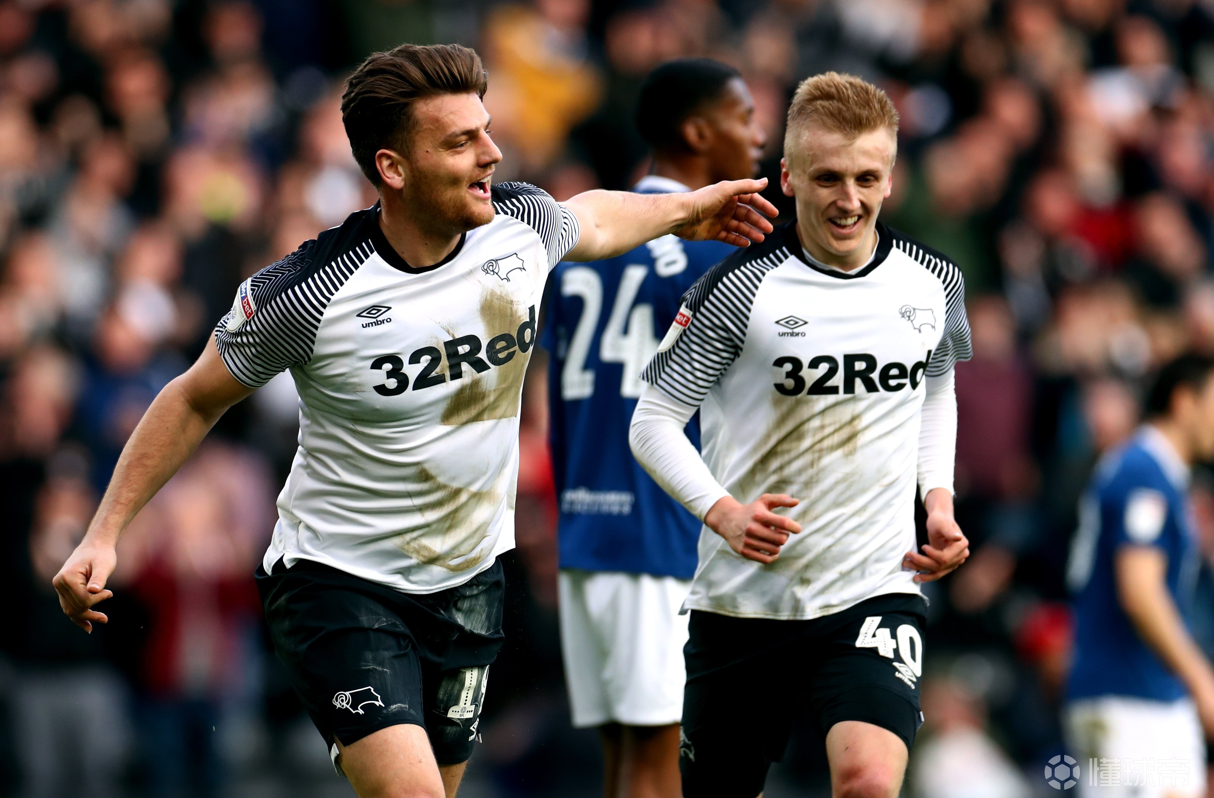 哈德斯菲尔德客场落败，遭受失分打击的简单介绍