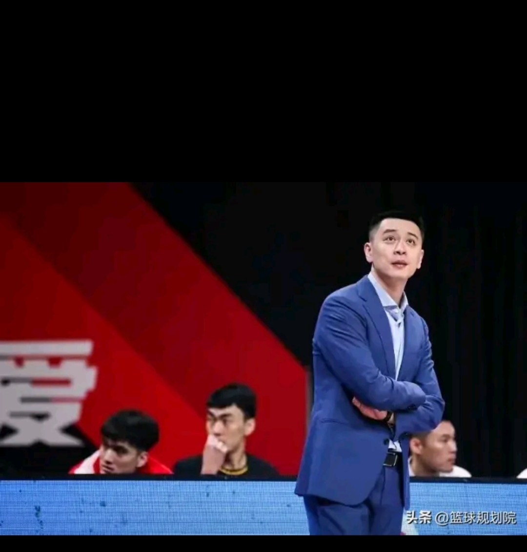 辽宁男篮备战新赛季，教练团队布置步步为营的简单介绍