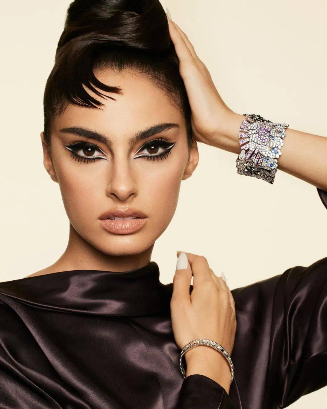 沙特阿拉伯女足球队表演技巧