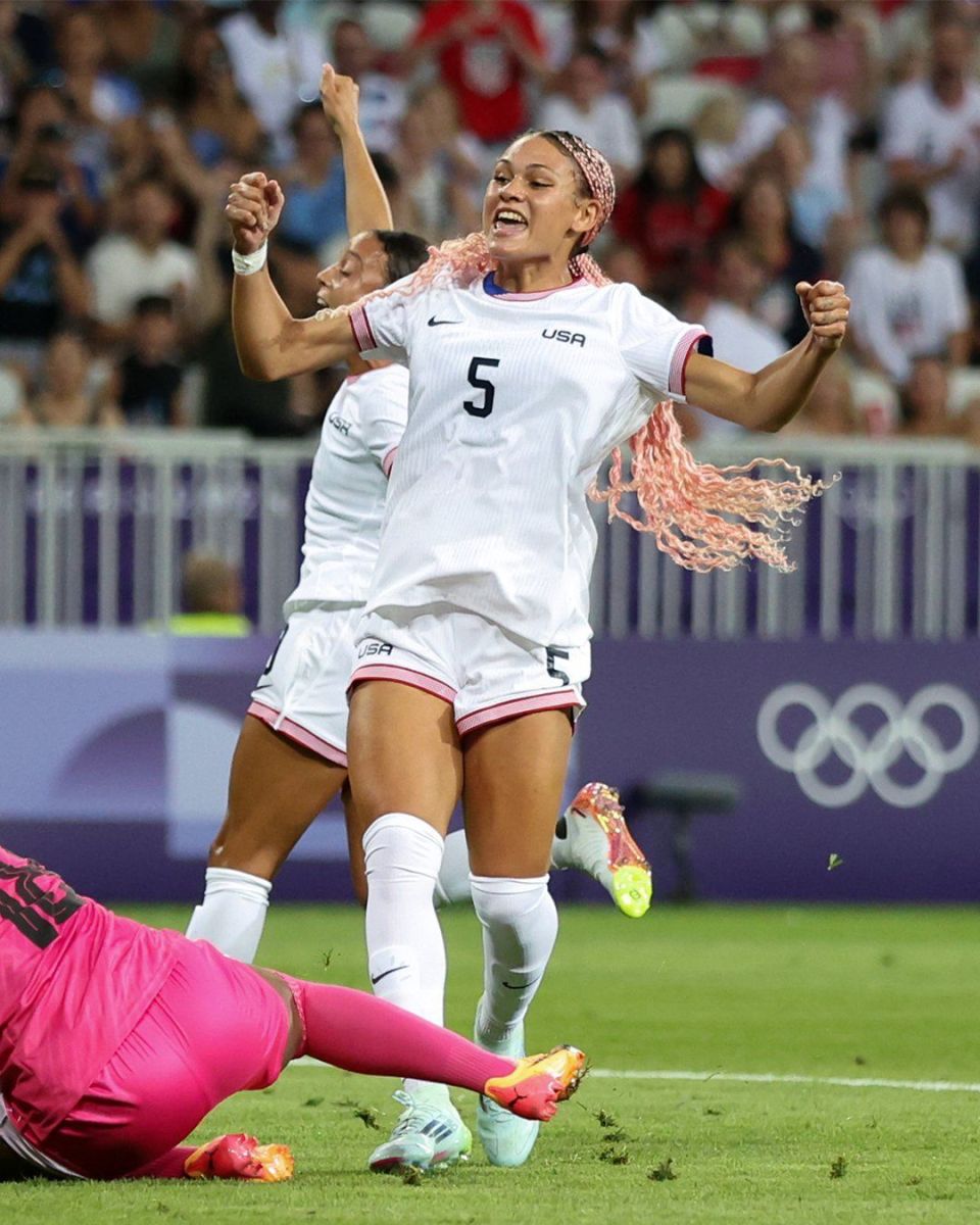 德国队奋力夺得奥运女足冠军 德国队奋力夺得奥运女足冠军