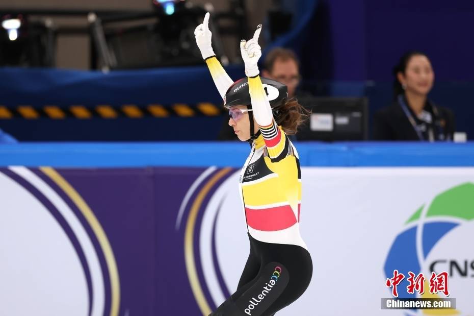 关于比利时女足队员在比赛中交出亮眼答卷的信息