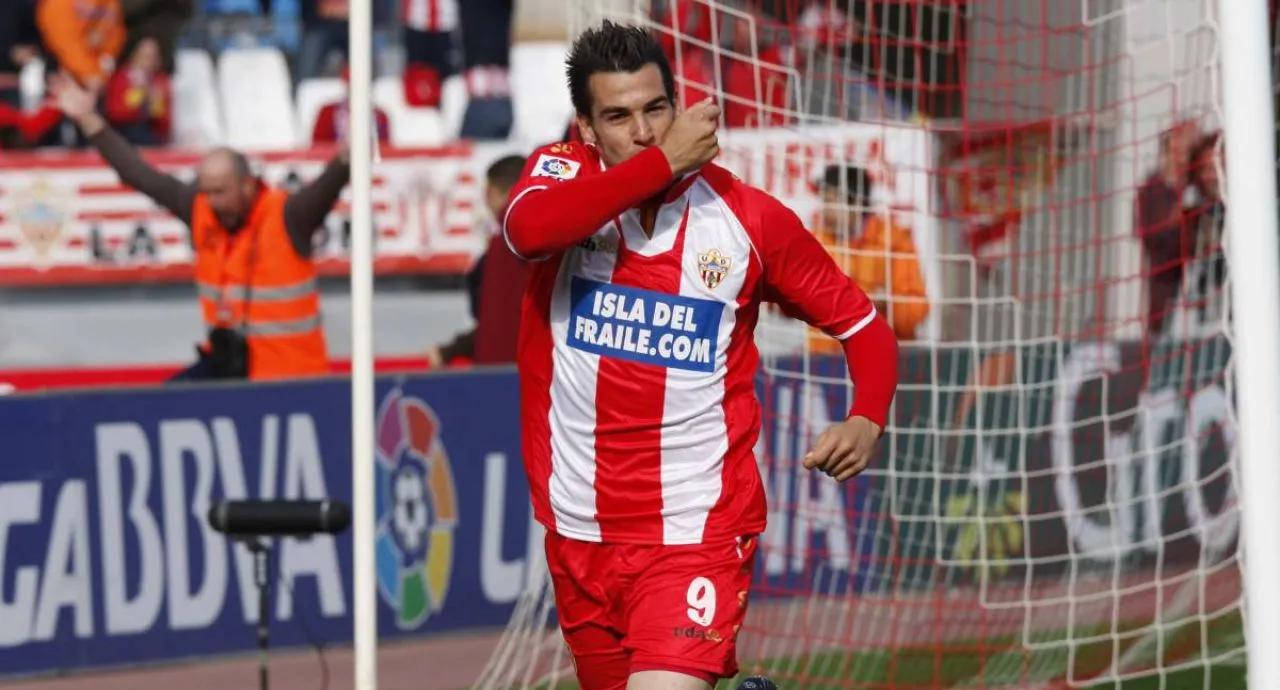 包含阿尔梅里亚主场备战,欲夺回当家球队头衔的词条 包含阿尔梅里亚主场备战,欲夺回当家球队头衔的词条