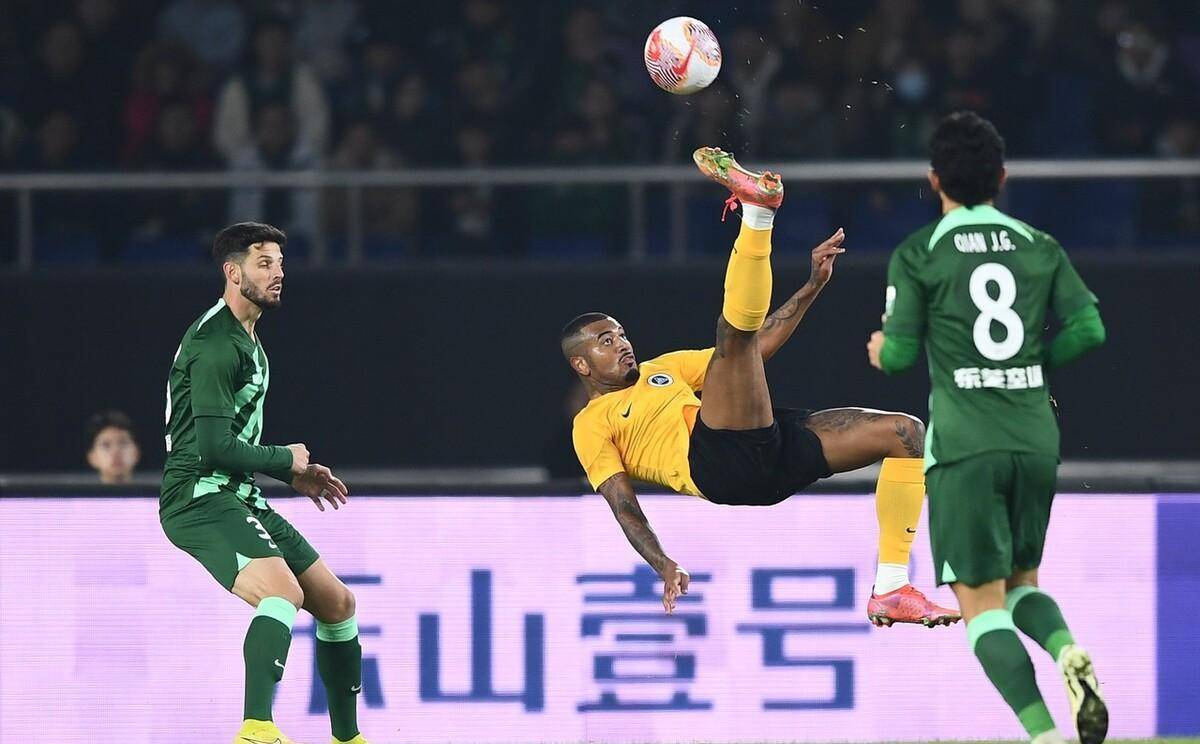 神秘新星在国际联赛中崭露头角