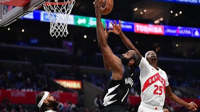 快船客场大胜猛龙,取得四连胜 快船客场大胜猛龙,取得四连胜