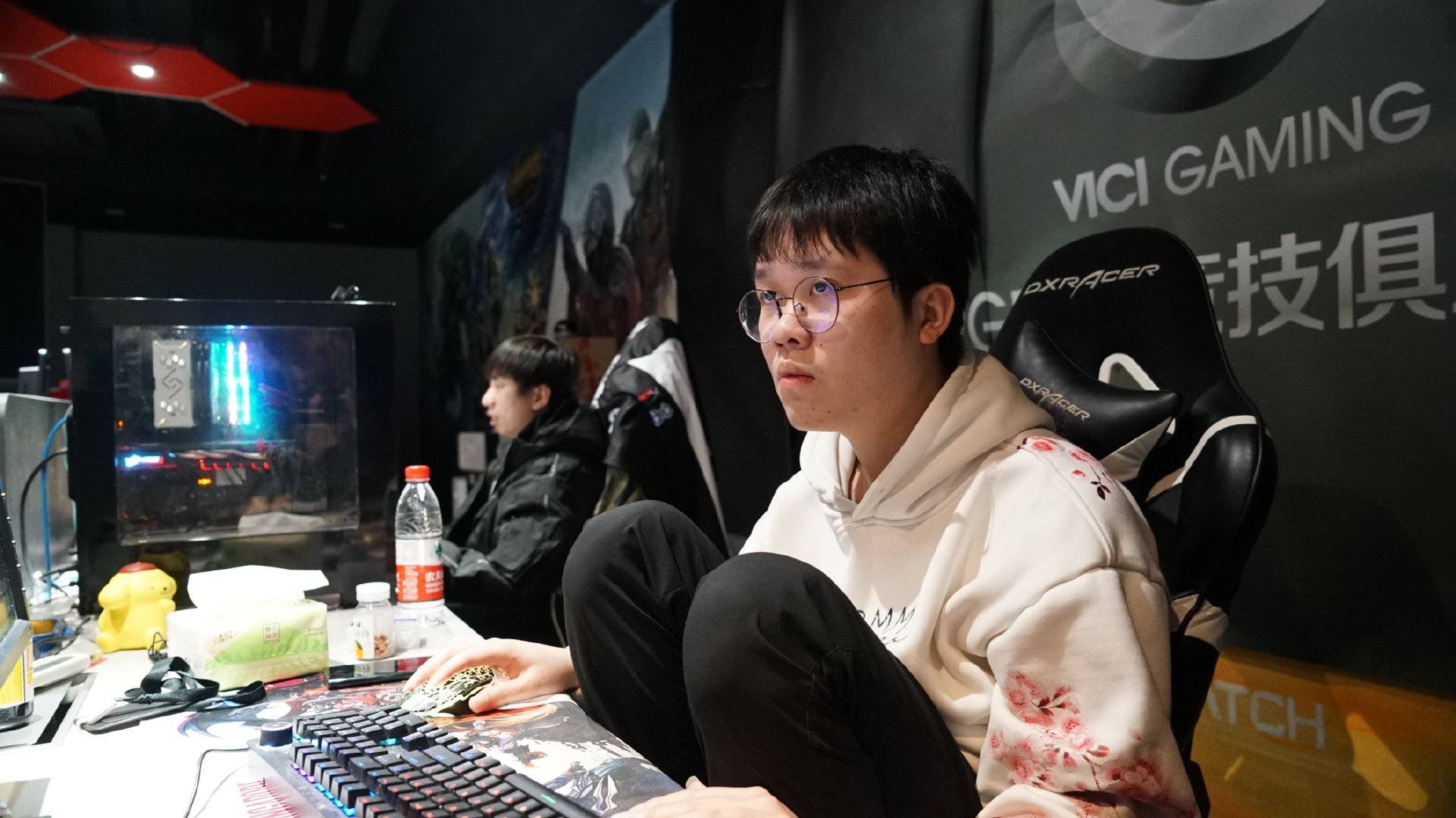 Dota2小组赛落幕，强队悉数晋级