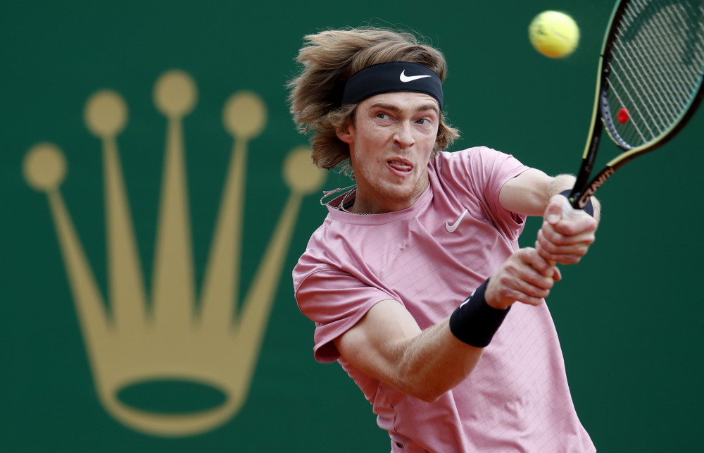 关于蒙特卡洛大师赛绝杀温网，西西帕斯惊艳四座的信息