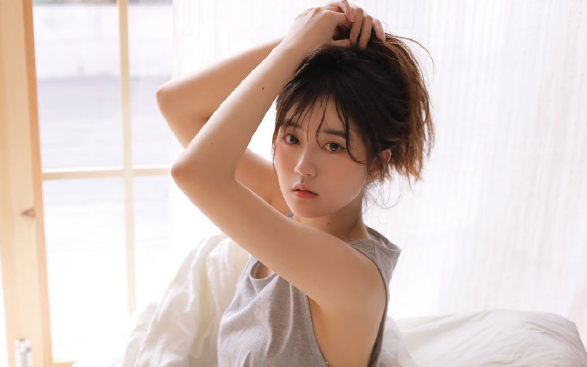 阿圭罗关键先生闪耀，比利亚雷亚尔友谊赛掀翻阿尔及利亚国家队